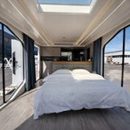 Space Capsule A5 — Scenic Getaway Capsule with Balcony + Bathroom